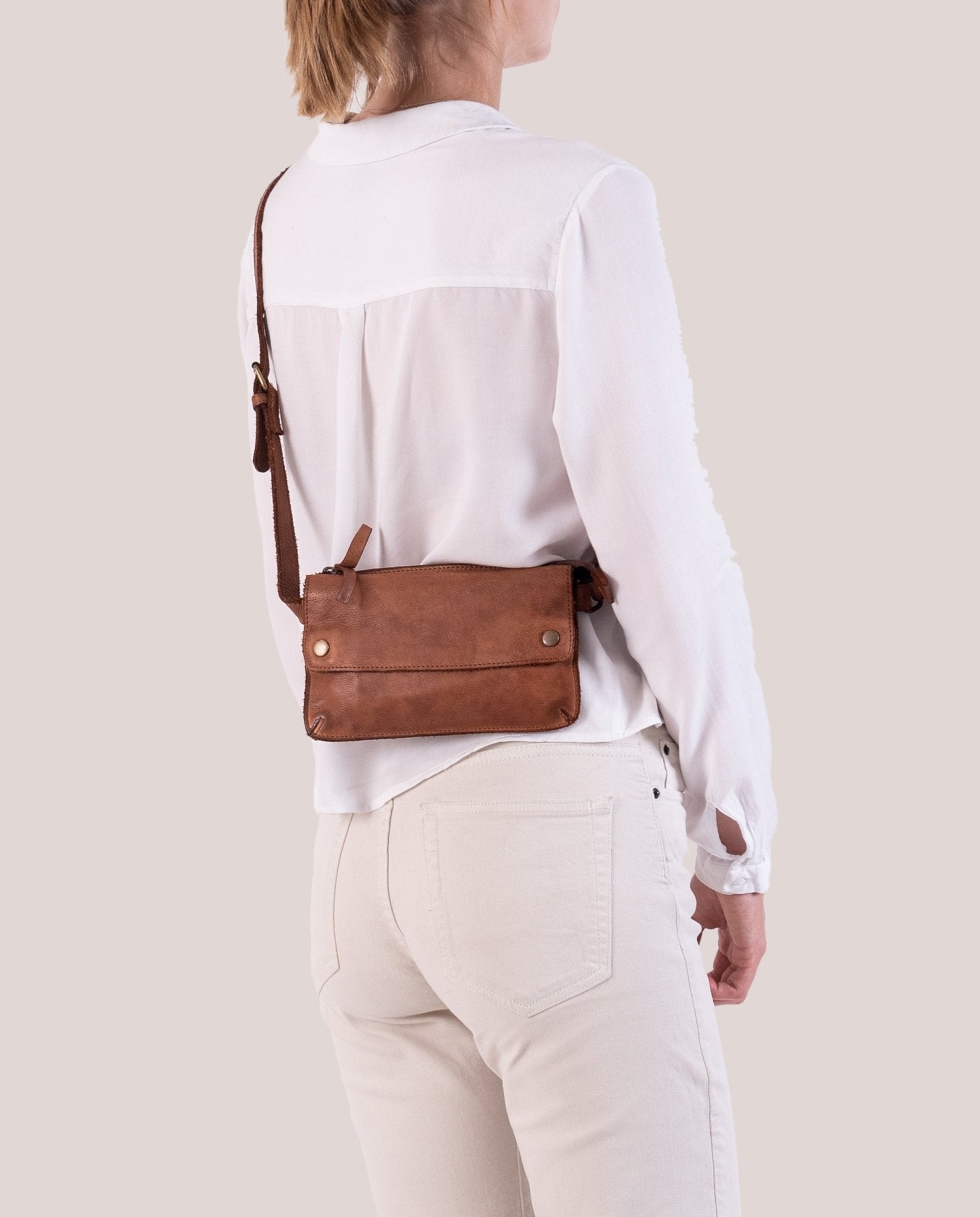 harolds-submarine-beltbag-s-g-rteltasche-leder-schwarz image 3