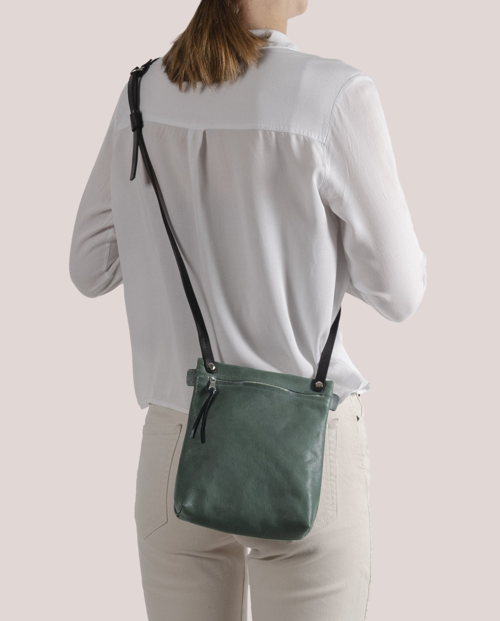 harolds-nabuku-shoulderbag-small-umh-ngetasche-schwarz image 2
