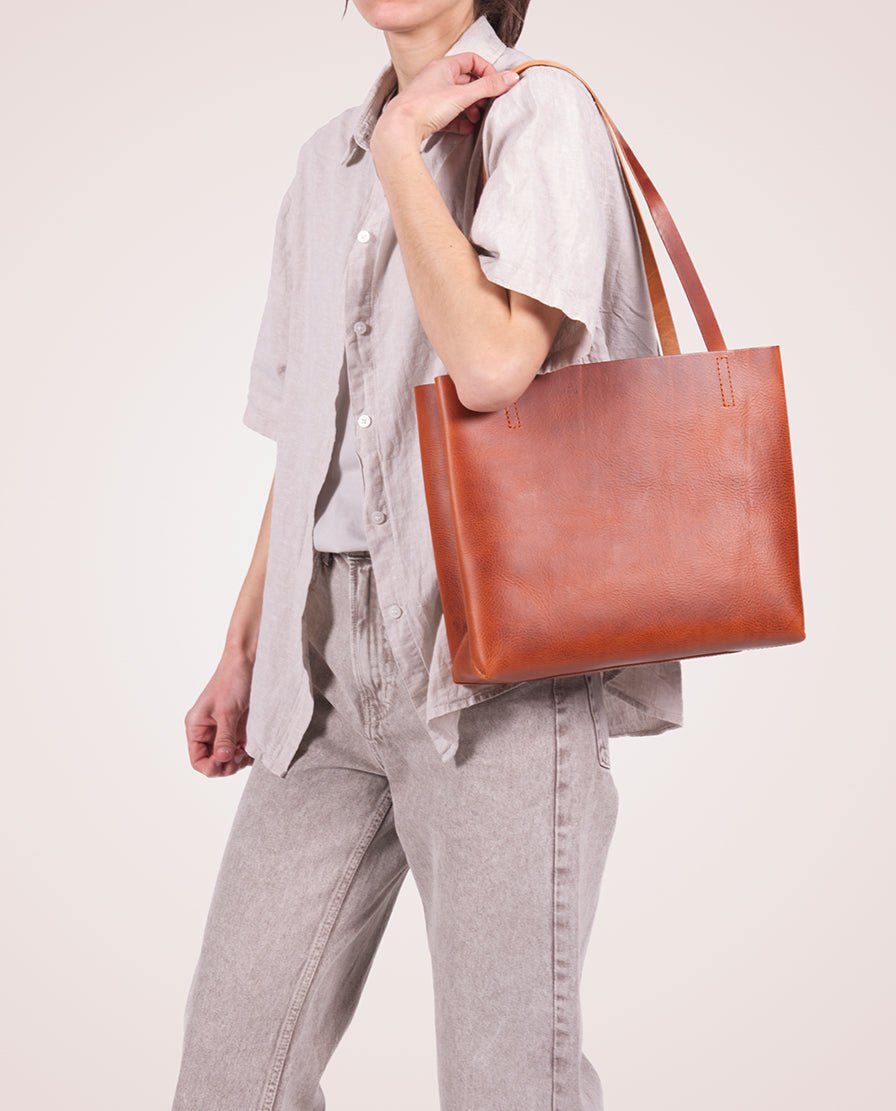 harolds-kraud-paperbag-small-shopper-schwarz-sattlerleder image 2