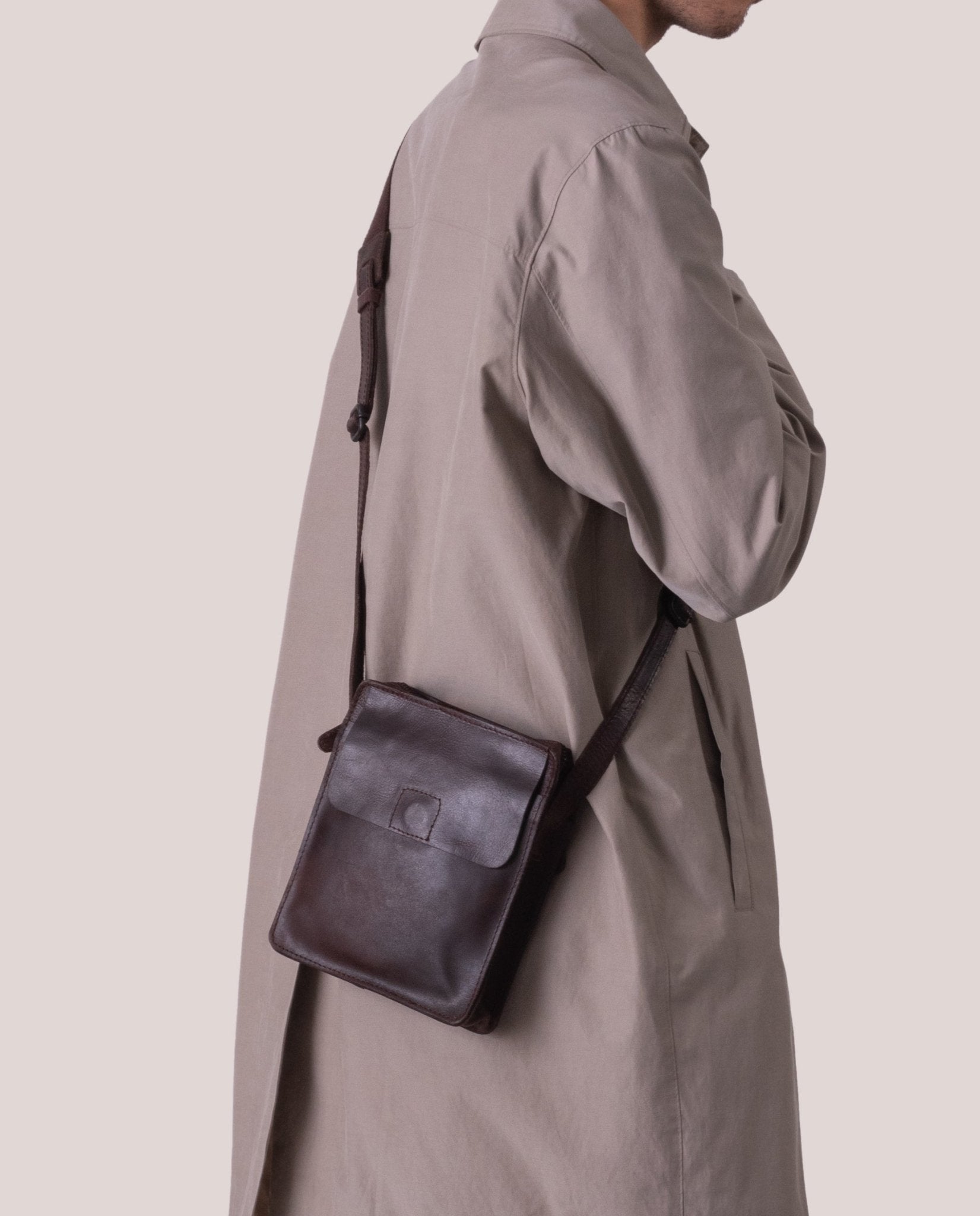 harolds-aberdeen-crossbag-s-umh-ngetasche-schwarz-leder image 5