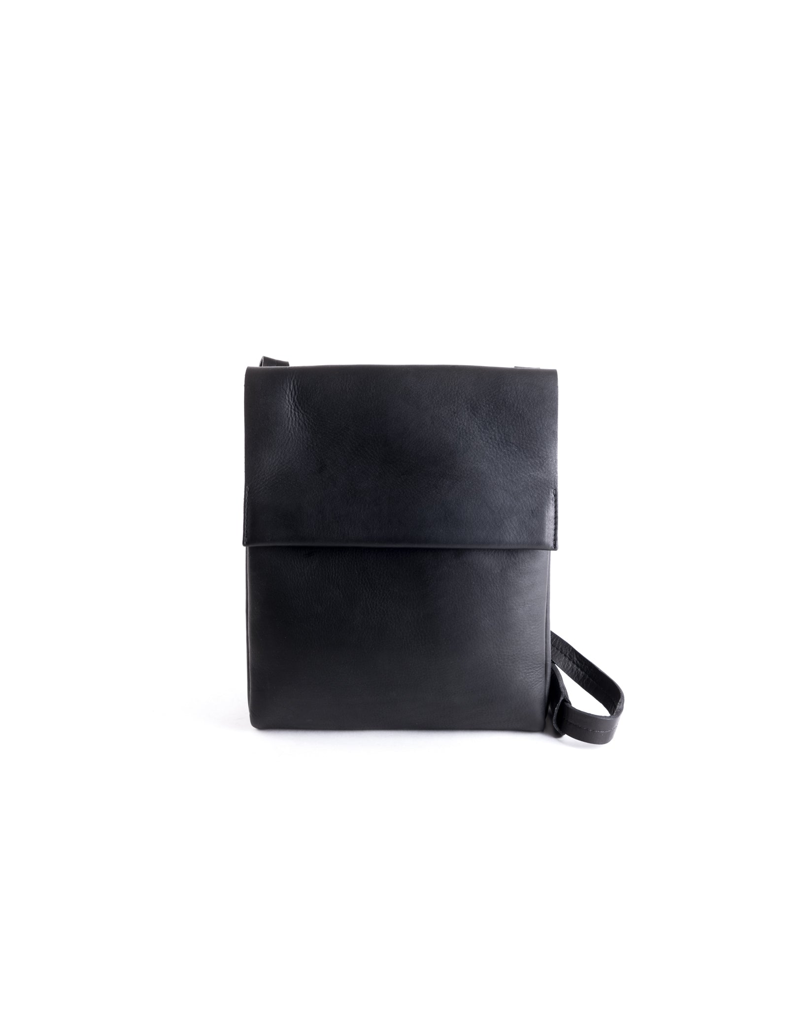 harolds-campo-plaid-messengerbag-m-schwarz-rindleder image 1