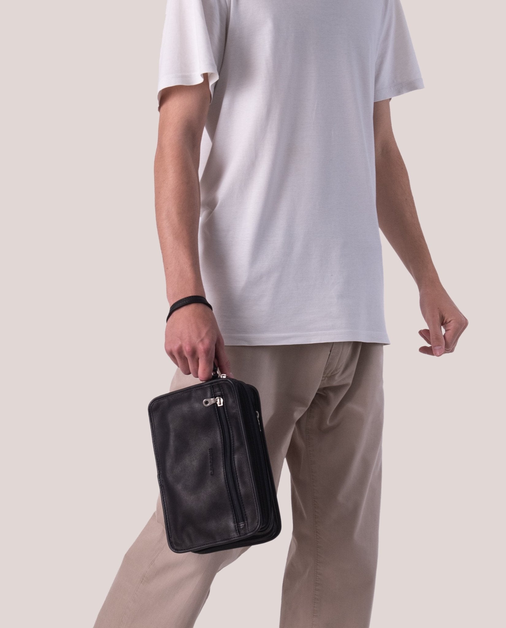 harolds-country-mens-bag-comfort-herrentasche-schwarz-leder image 2