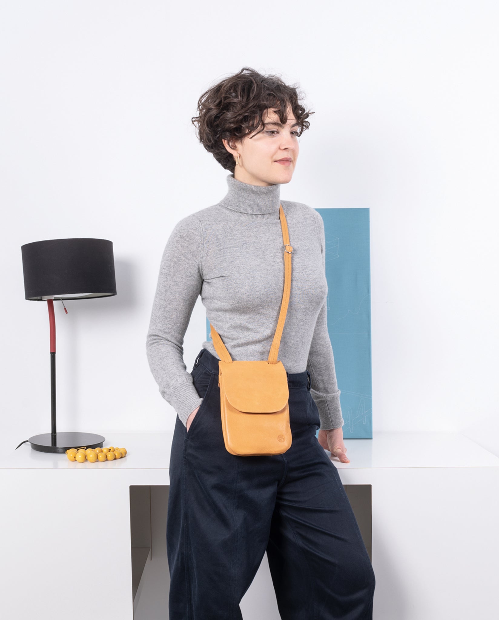 harolds-chacoral-smooth-shoulderbag-small-umh-ngetasche-schwarz-leicht image 2