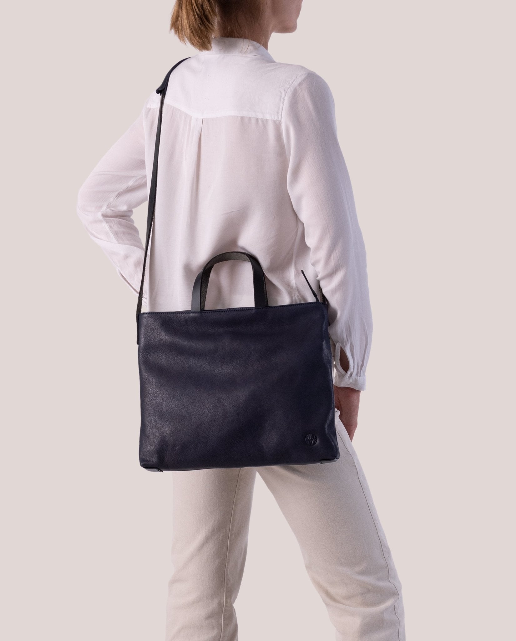 harolds-chaza-handlebag-umh-ngetasche-rot-a4 image 2