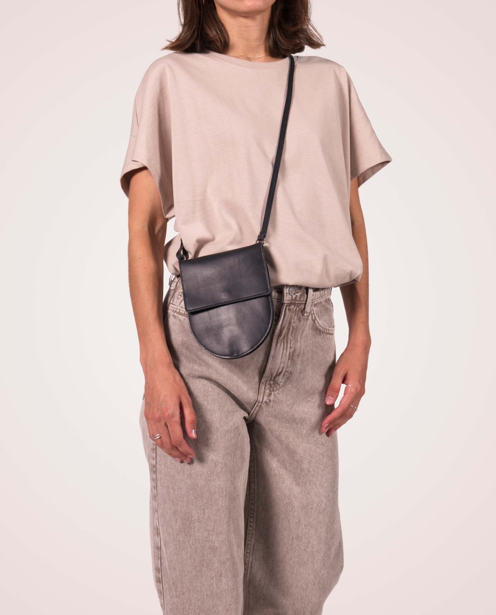 harolds-fold-crossbag-up-umh-ngetasche-schwarz image 2