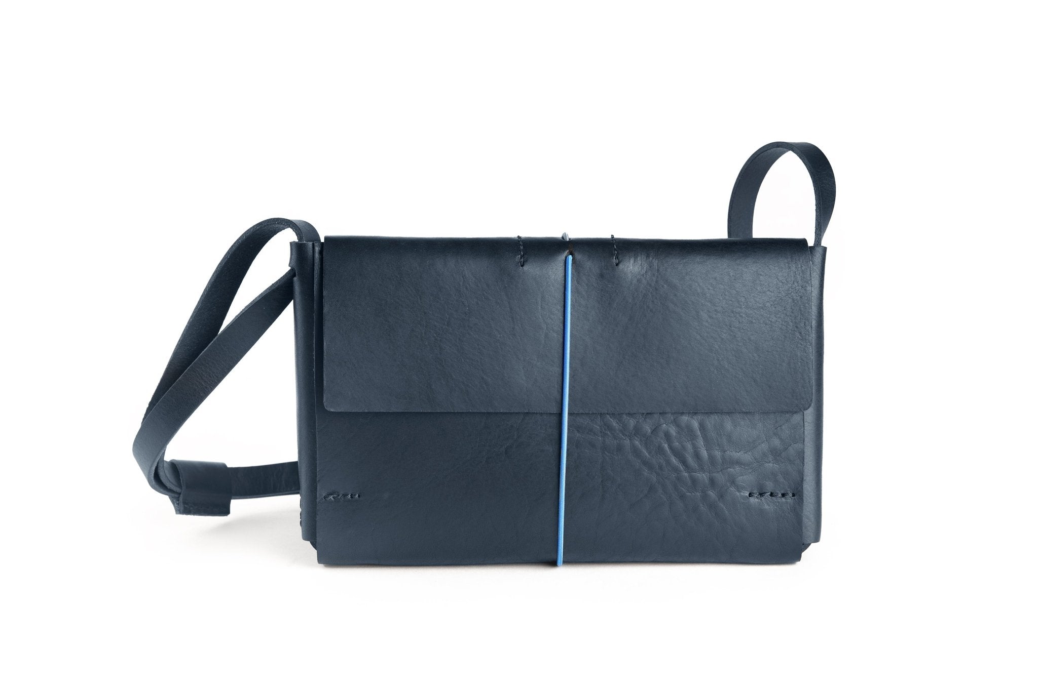 harolds-keeper-shoulderbag-s-schultertasche-schwarz-sattelleder image 3