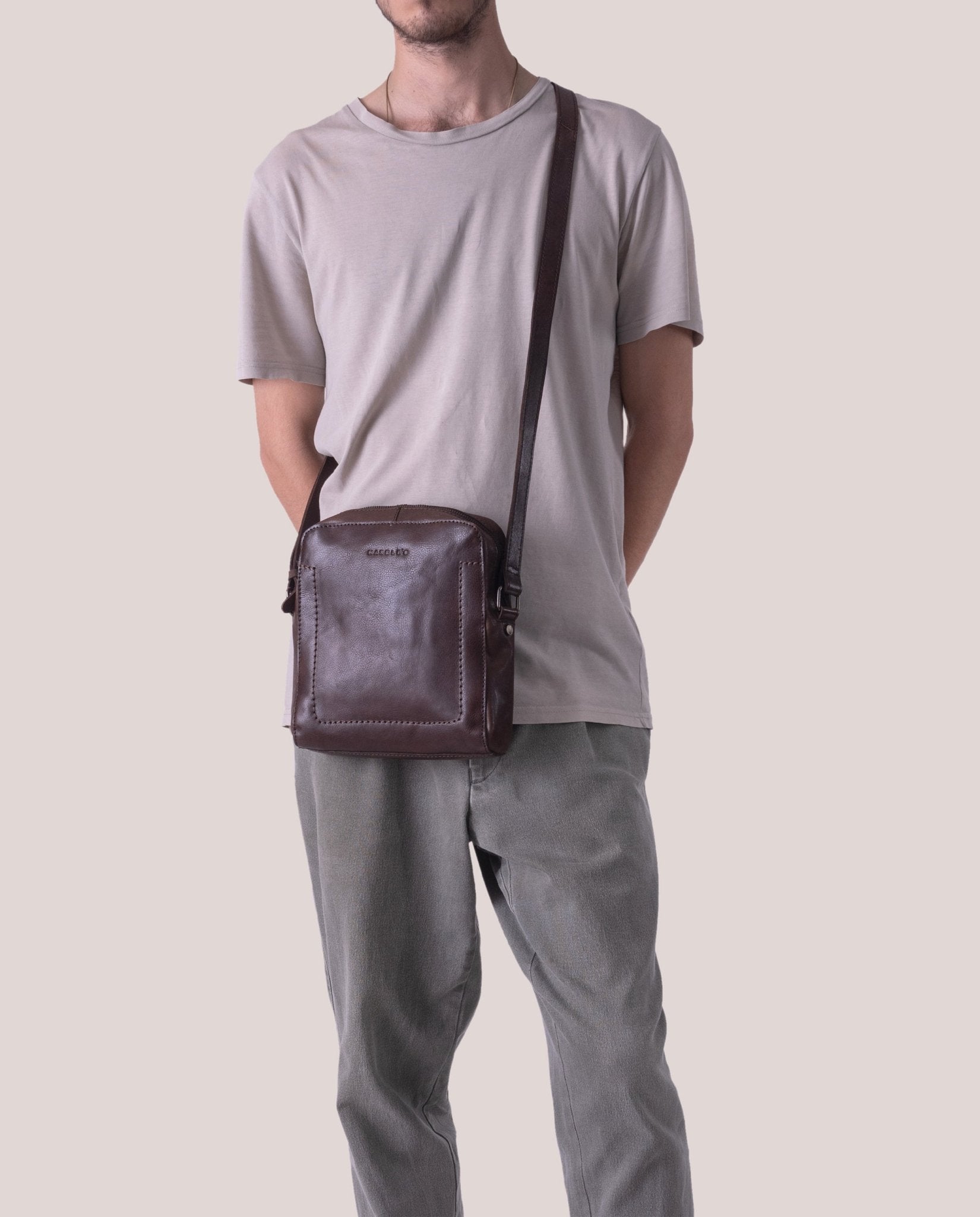 harolds-caugio-crossbag-umh-ngetasche-braun-tabletfach image 3