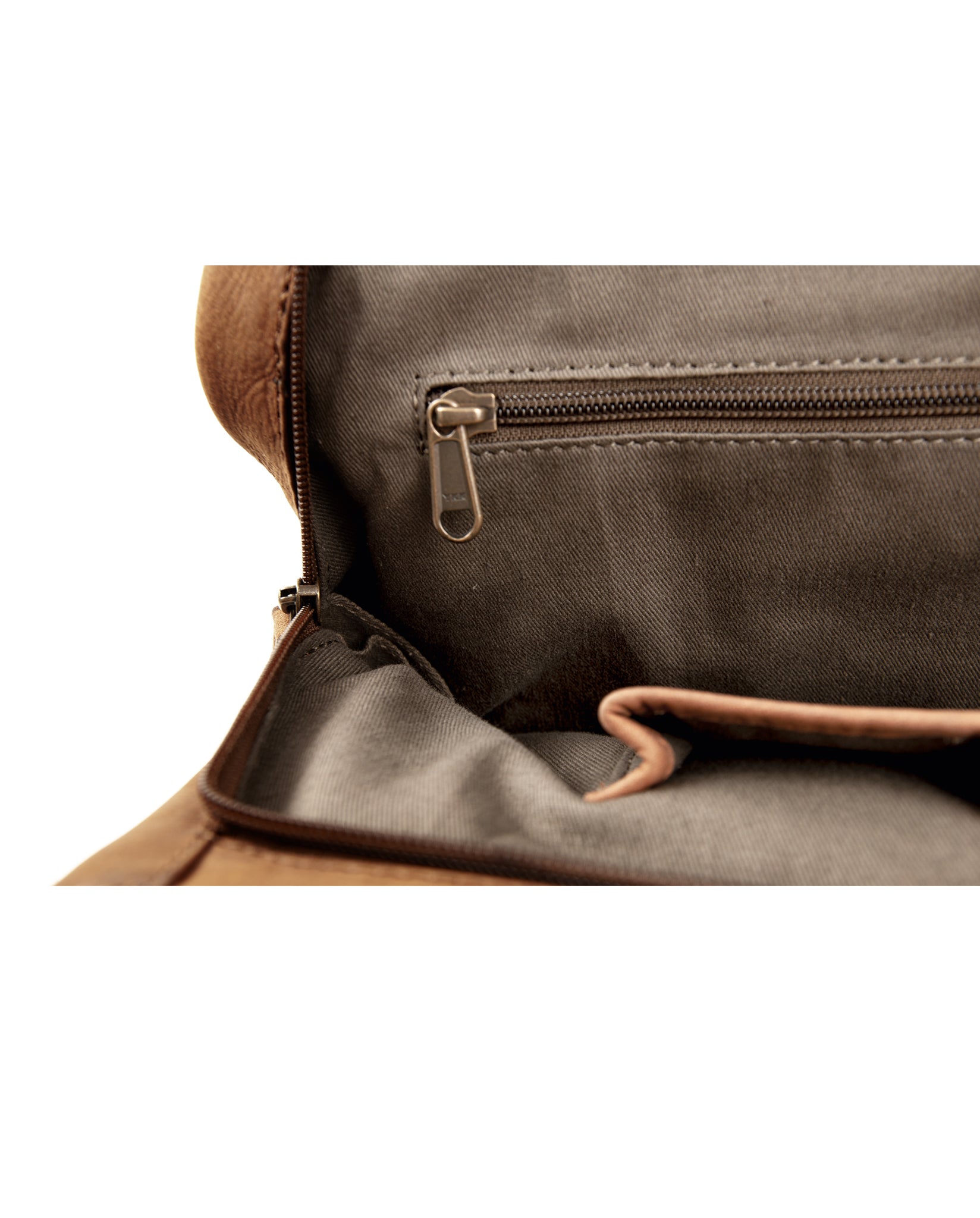 harolds-antic-city-backpack-rucksack-natur-rindleder image 4