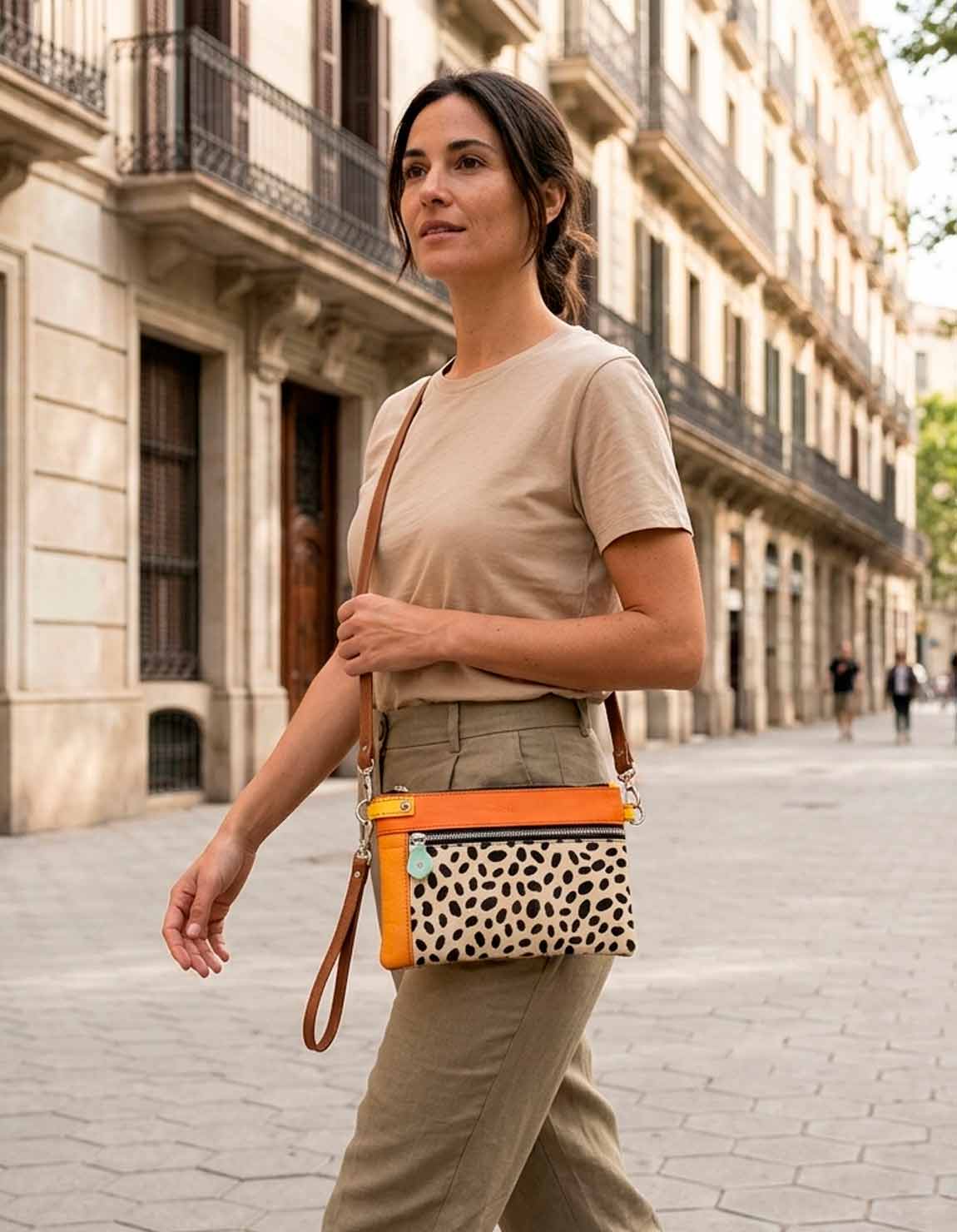 soruka-mini-bags-cannes-mini-umh-ngetasche-pink-animal-print image 4