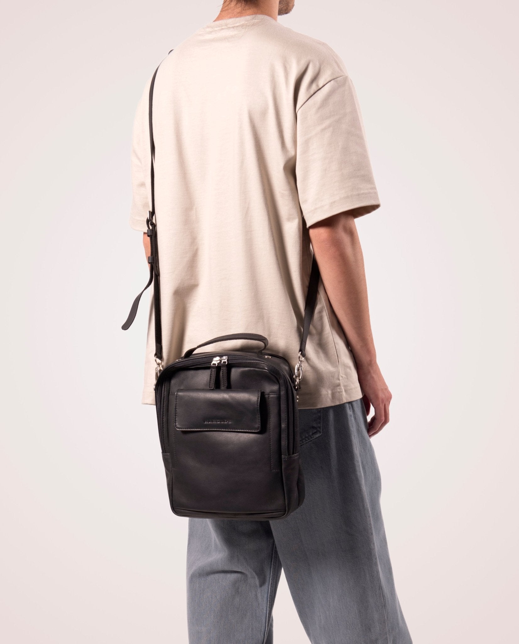 harolds-country-crossbag-handle-umh-ngetasche-cognac-leder-a5 image 2