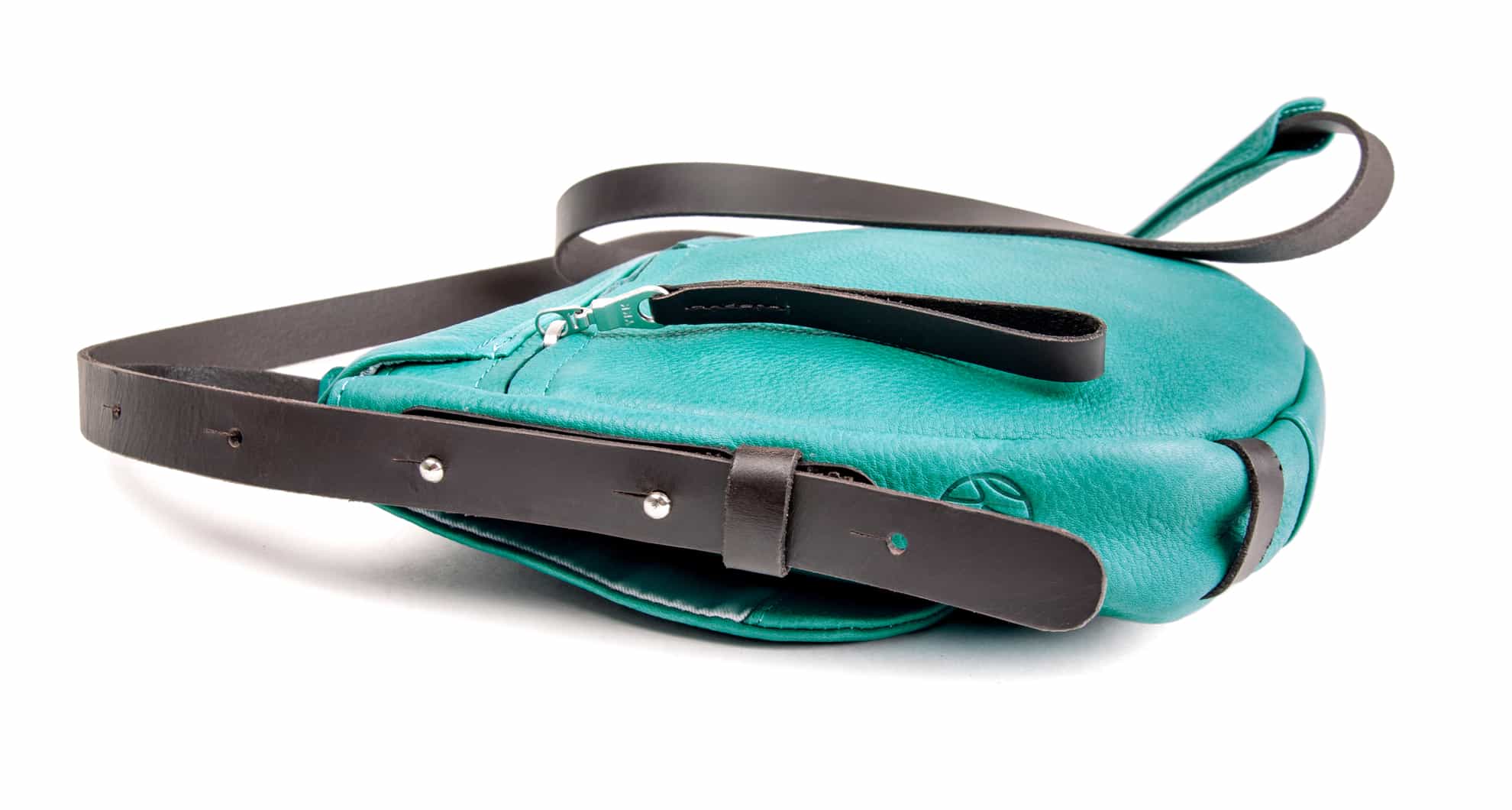 harolds-chaza-slingbag-medium-handtasche-schwarz-leder image 4