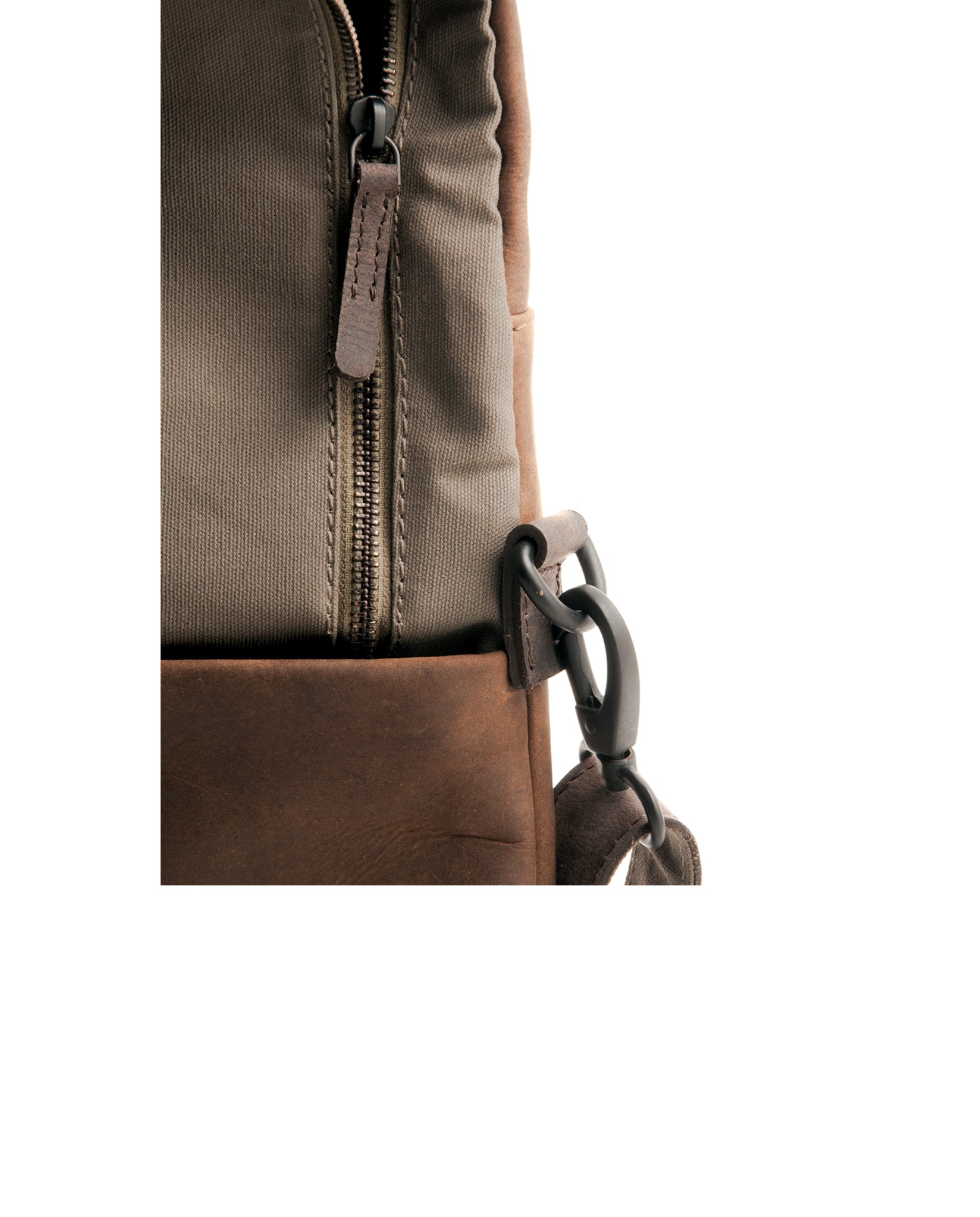 harolds-submarine-backpack-l-rucksack-natur-notebook-leder image 6
