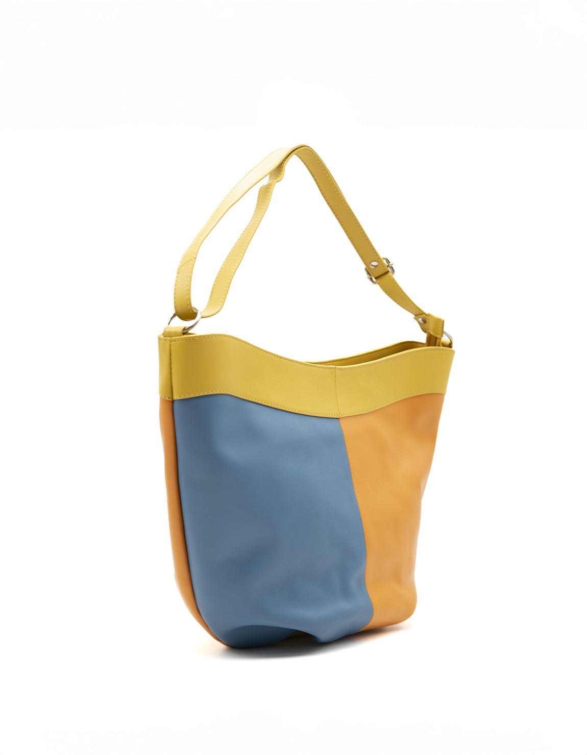 soruka-chromatic-schultertasche-rund-blau-orange-leder image 2
