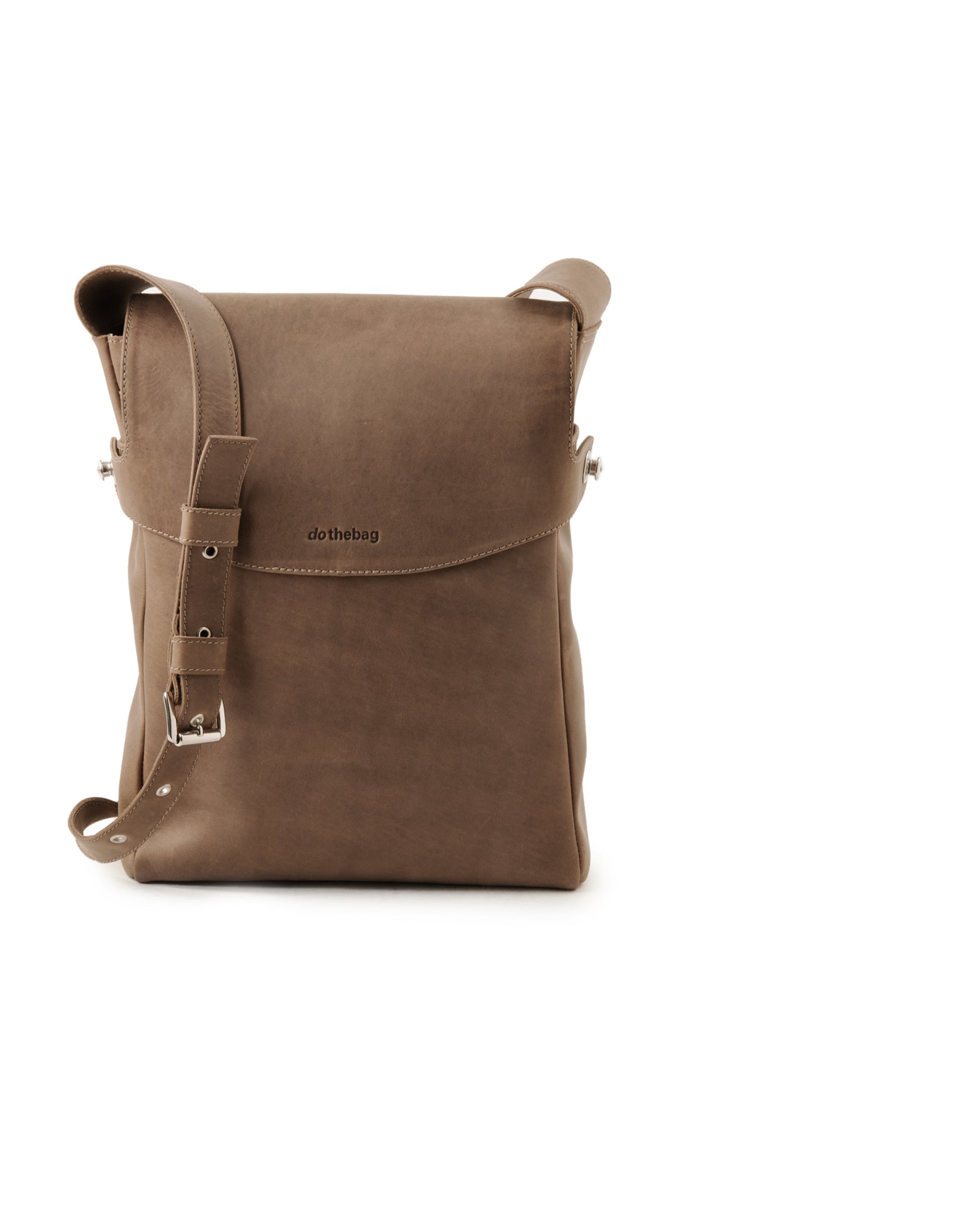 harolds-raboisonbag-kuriertasche-m-schwarz-a4-patina-leder image 3