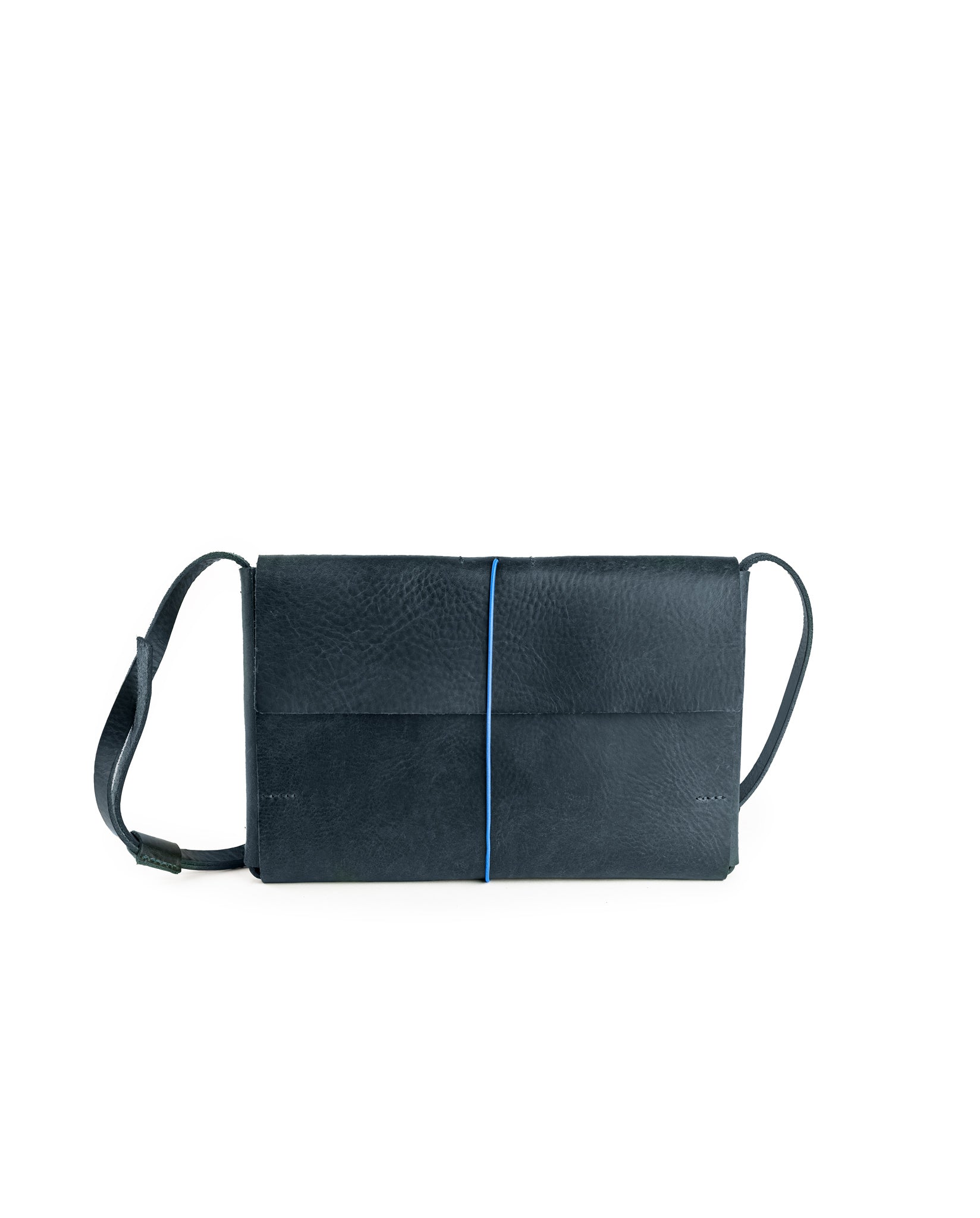 harolds-keeper-shoulderbag-m-schultertasche-schwarz-leder image 8