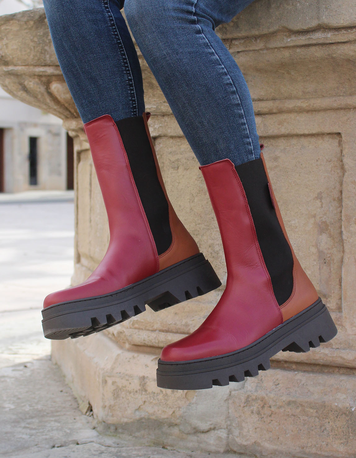 soruka-footwear-juno-stiefeletten-braun-rot-plateau-recycled-leder image 6