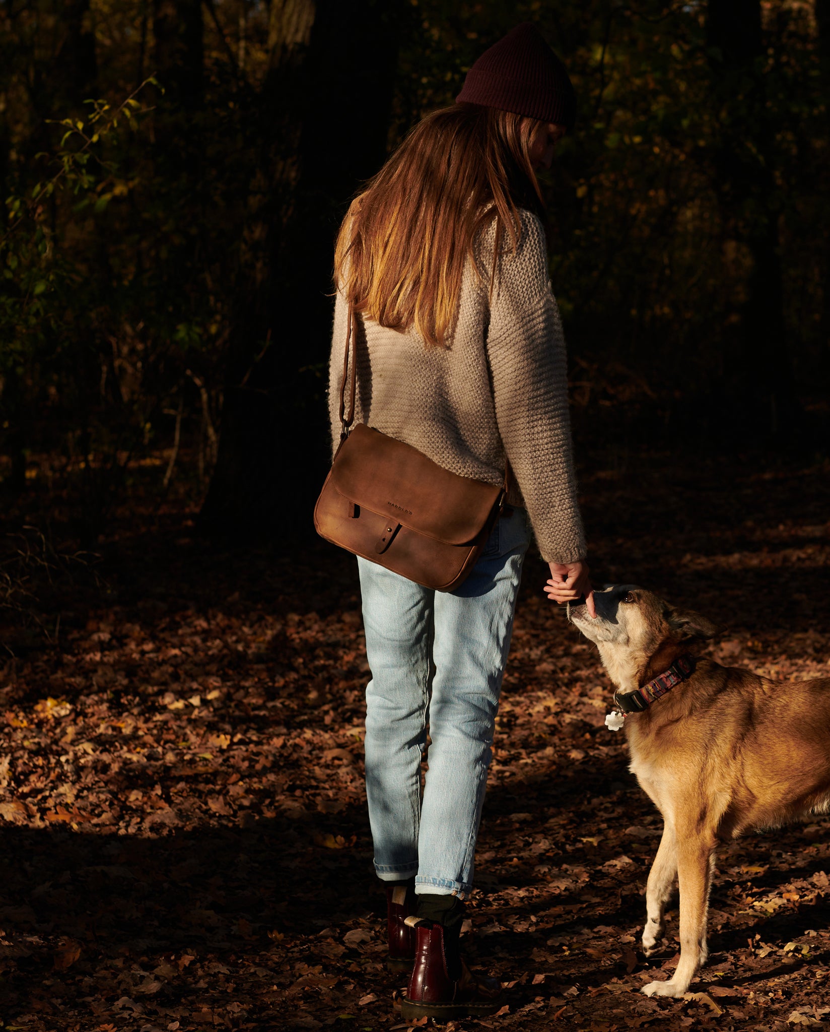 harolds-antic-slingbag-l-umh-ngetasche-natur-patina-leder image 6