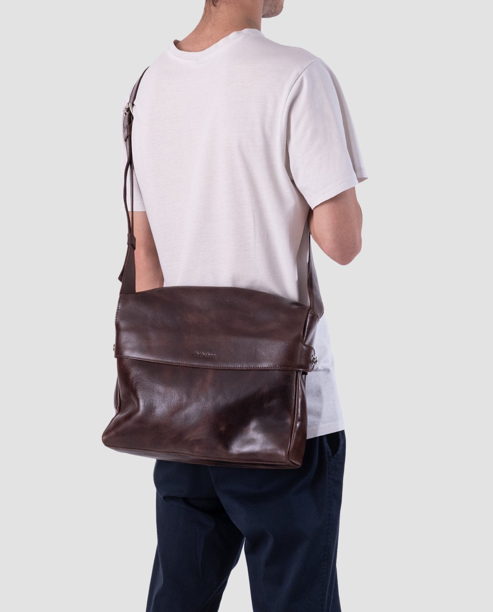 harolds-raboisonbag-messenger-s-kuriertasche-schwarz-leder-2 image 2