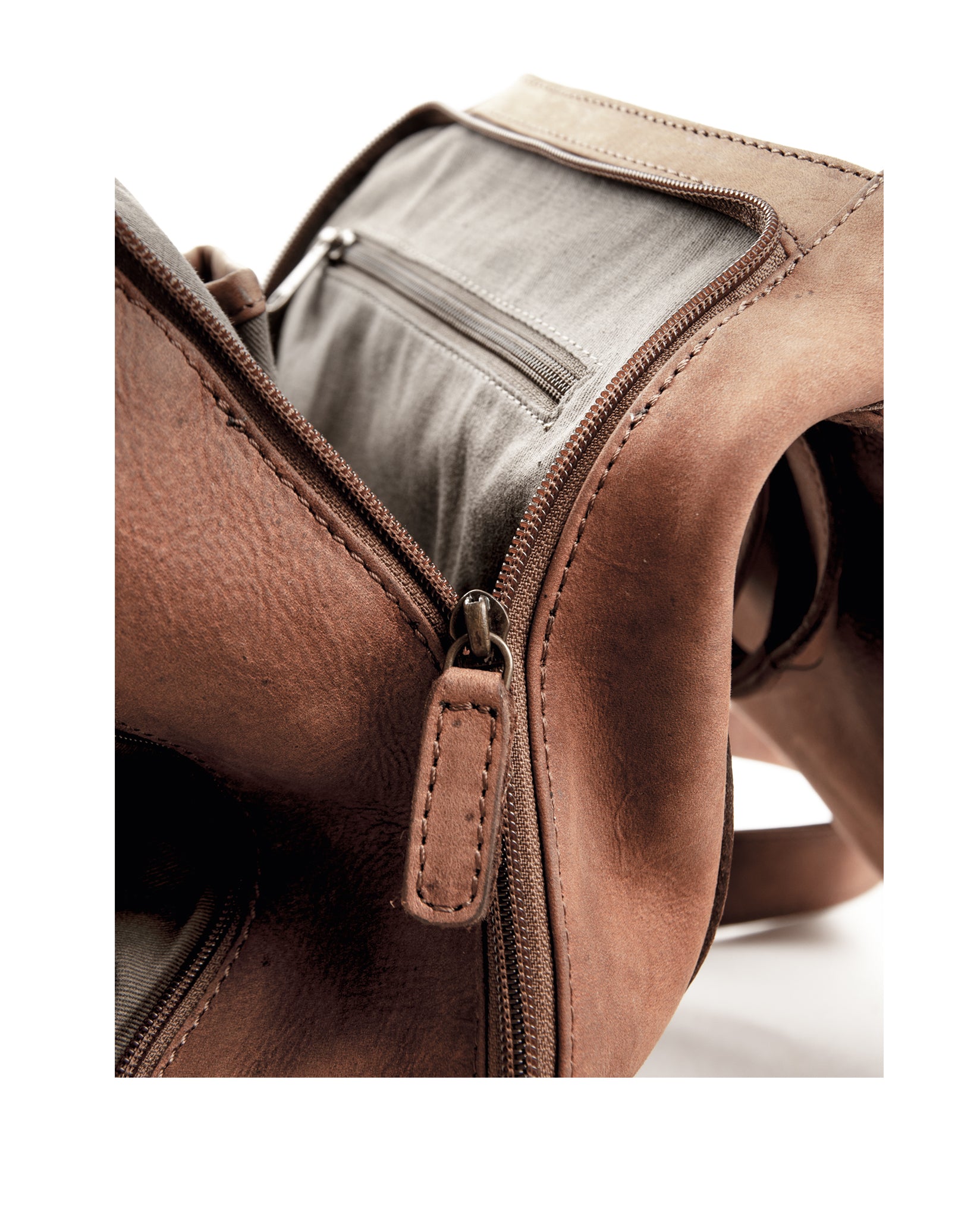 harolds-antic-city-backpack-rucksack-natur-rindleder image 5