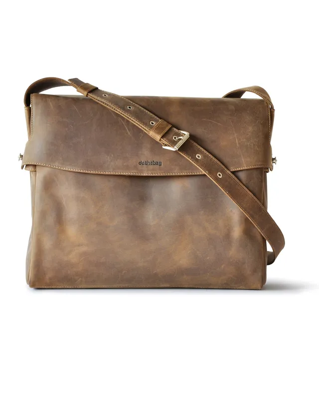 harolds-raboisonbag-notebook-l-kuriertasche-schwarz-leder image 1
