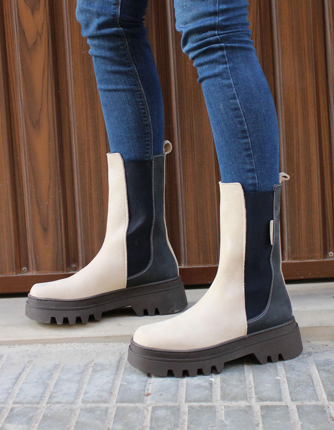 soruka-juno-plateaustiefel-blau-weiss-leder-chelsea-boots image 6