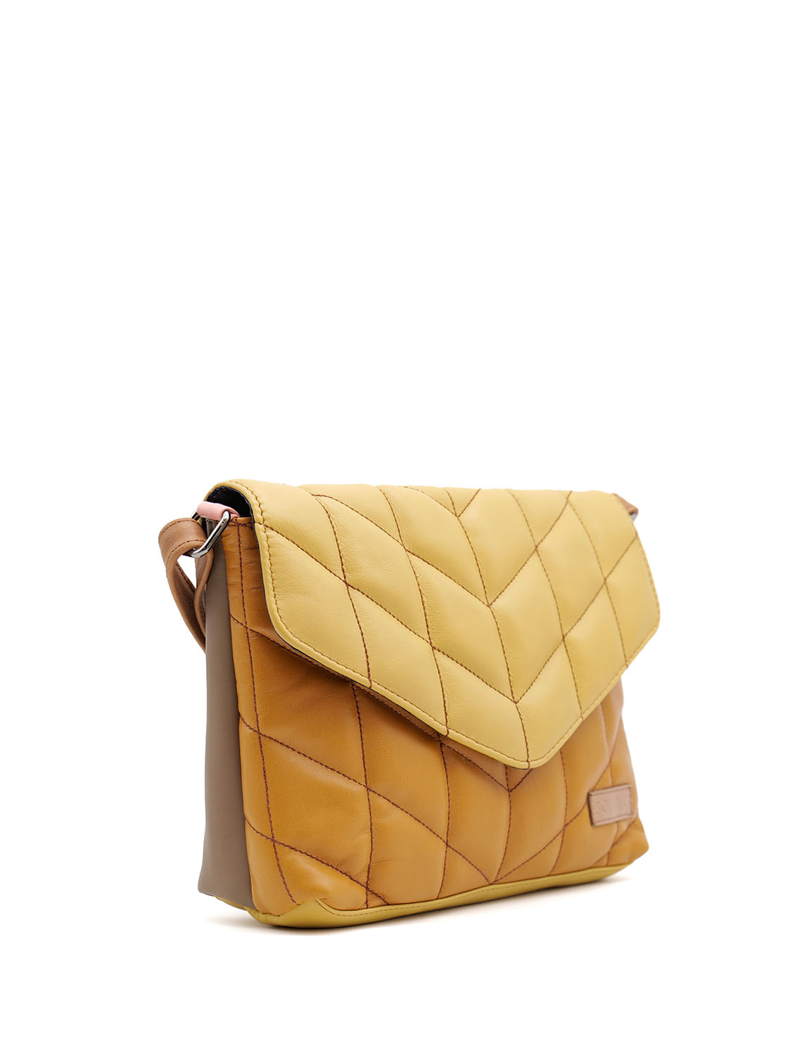 soruka-quilted-diamond-crossbody-gelb-recycling-leder image 2