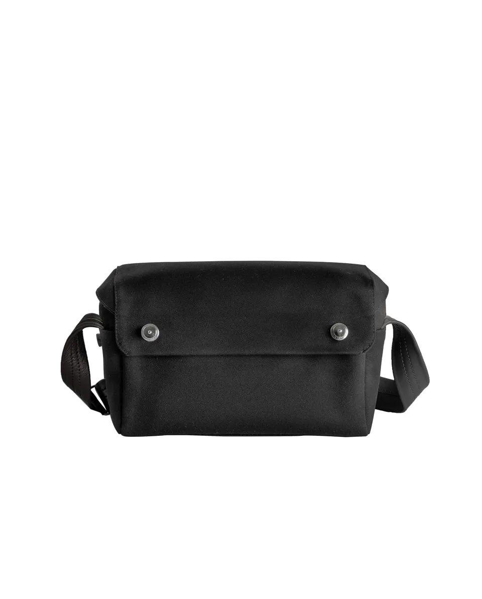 harolds-tank-small-cabrio-kameratasche-schwarz-cabriostoff image 1