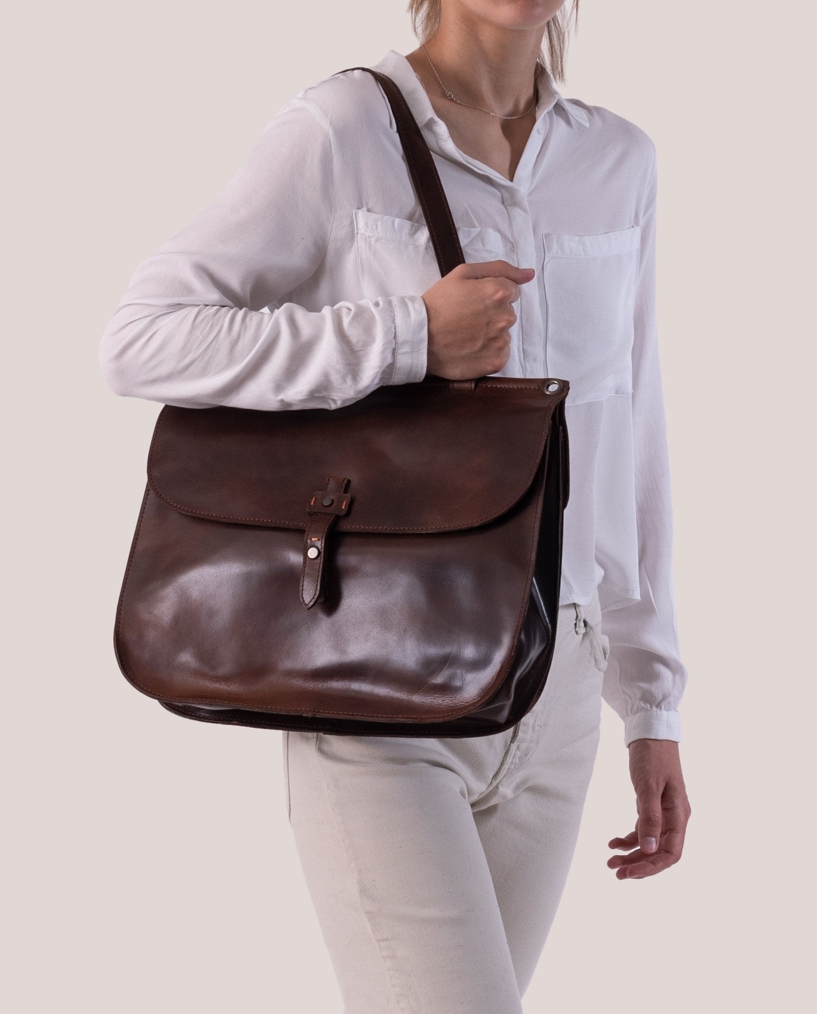 harolds-aberdeen-slingbag-l-businesstasche-braun-a4-rindleder image 2
